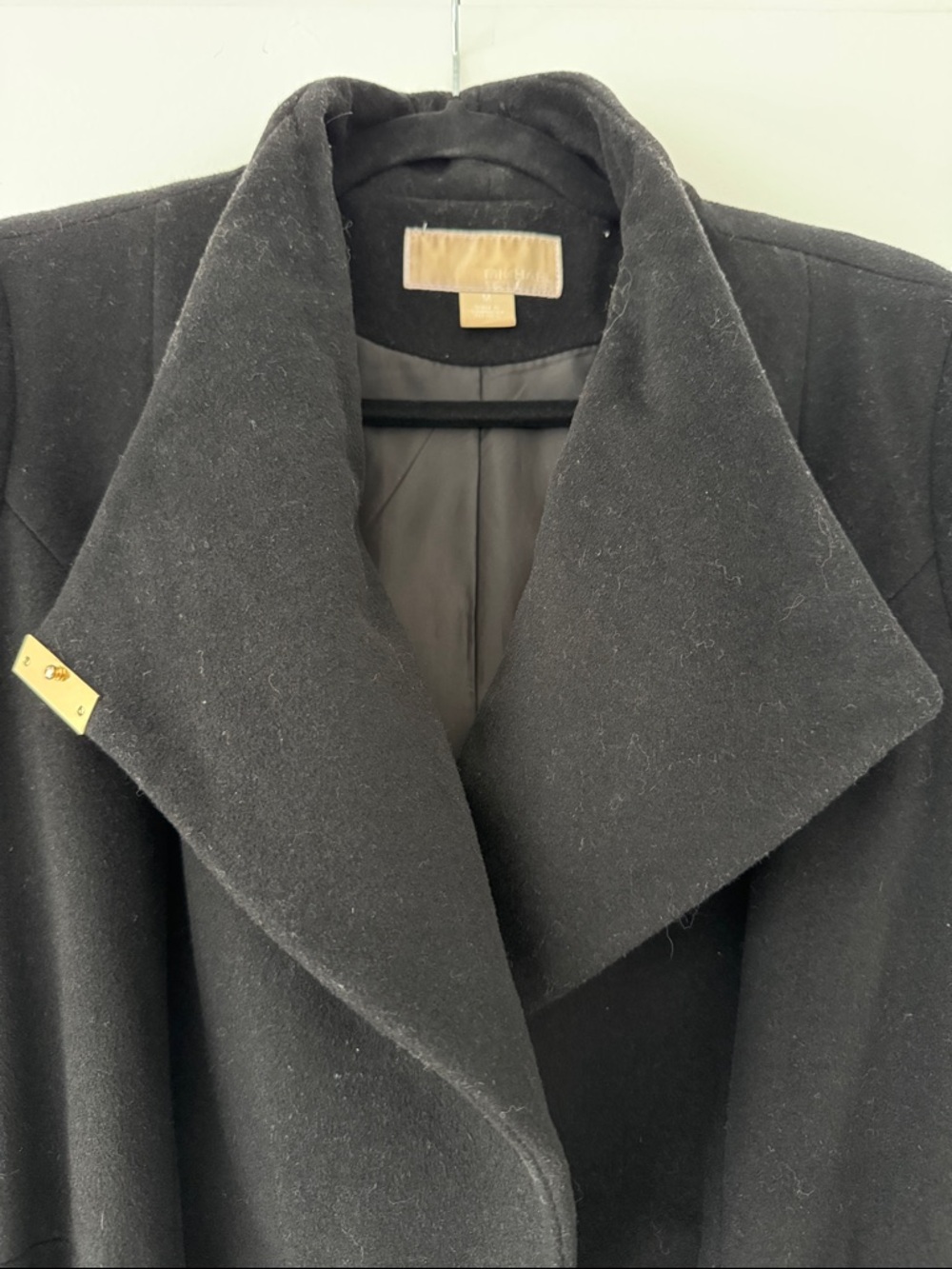MICHAEL Michael Kors Wool-Blend Asymmetrical Belted Walker Coat. Size Medium. - Picture 5 of 8